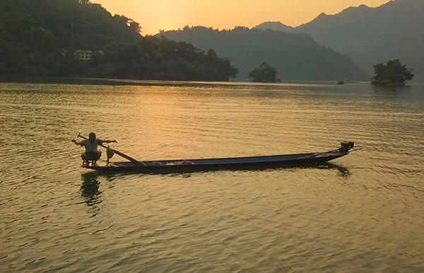 Ba Be/Road trip moto Vietnam Ba Be/Road trip moto Vietnam