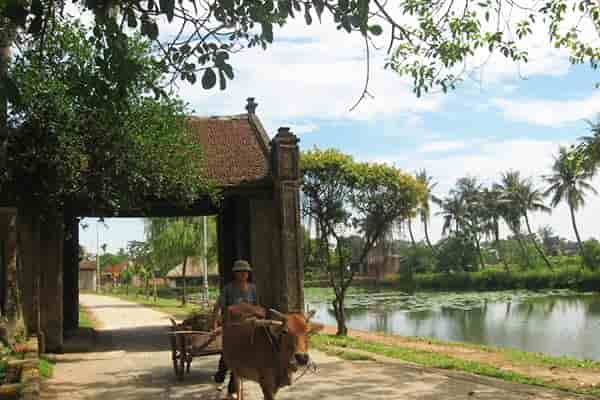 Surroundings of Hanoi 