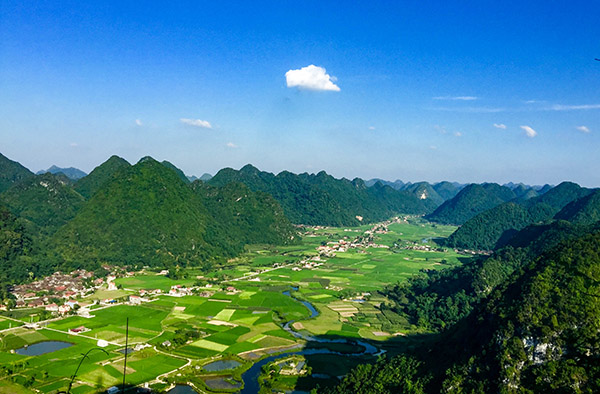 Road trip moto Vietnam à vallée Bac Son