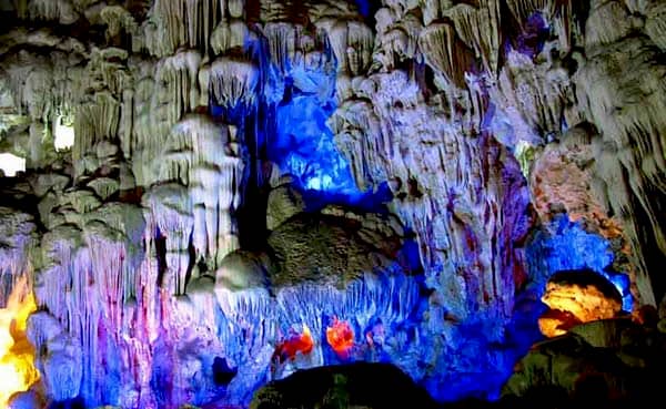 Halong Bay - Northern Vietnam - Wooden cave