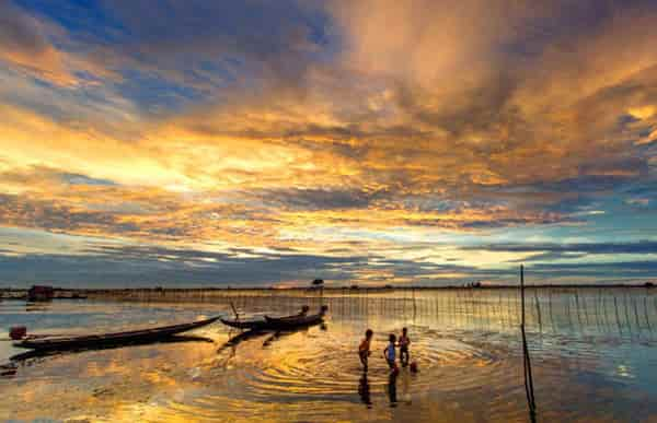  - Day 5: Hue, Thuy Bieu, Tam Giang Lagoon - Travel in Countryside Central Vietnam - Tam Giang Lagoon