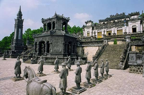 Voyage Centre du Vietnam - Tombeau du Vietnam