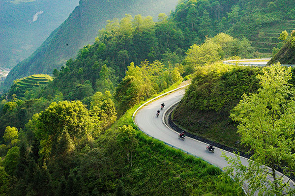 Road trip moto au Laos et au Vietnam