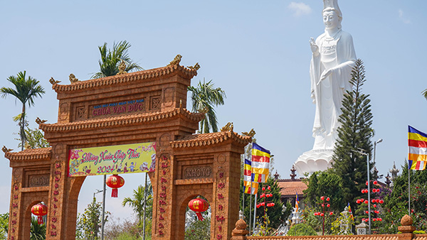 Dalat/Vietnam Exploration Dalat/Vietnam Exploration