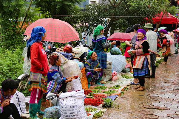 randonnée/Vietnamexploration - Jour 2 : Lao Cai, Marché Bac Ha, Ban Lien, Nam An - randonnée/Vietnamexploration