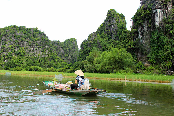 Ninhbinh/Vietnamexploration - Jour 9 : Ninh Binh, Hanoi, Saigon - Voyagevietnam/vietnamexploration