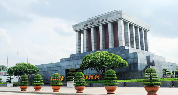 Voyage Vietnam - Quartier français de Hanoi - Mausolée Ho Chi Minh