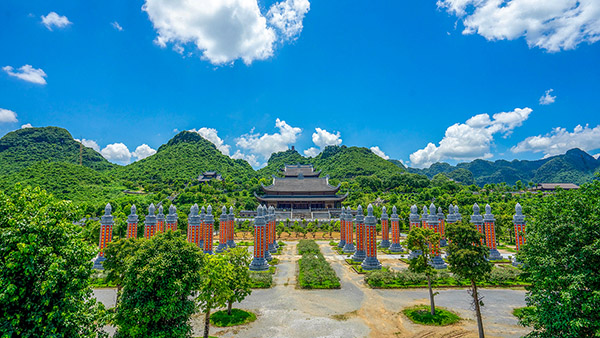 Pagode de Tam Chuc/Séjour Vietnam Pagode de Tam Chuc/Séjour Vietnam