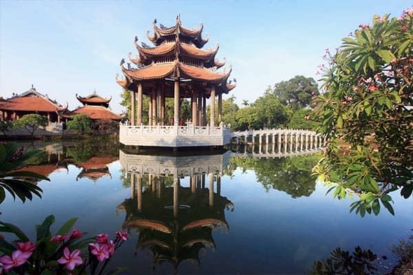 Voyage alentours Hanoi - Nord du Vietnam - Pagode Nom